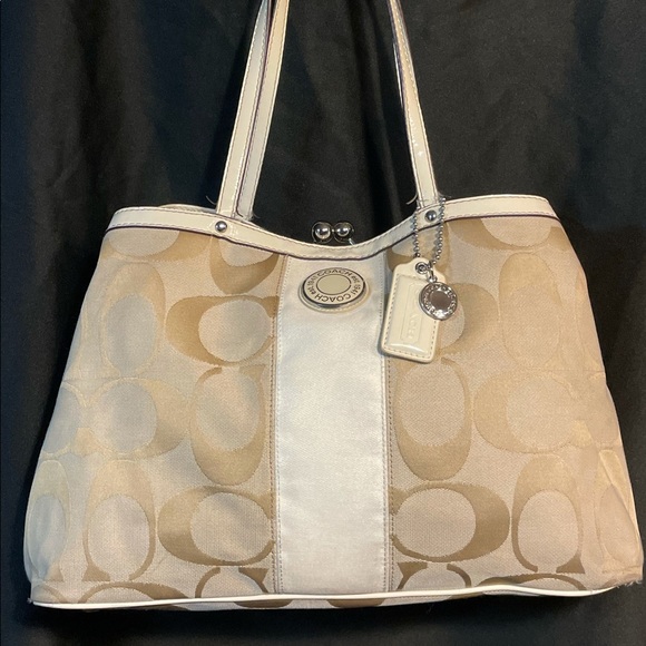 Coach signature strap kiss-locked frame Satchel - Picture 3 of 11